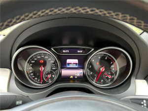 MERCEDES-BENZ