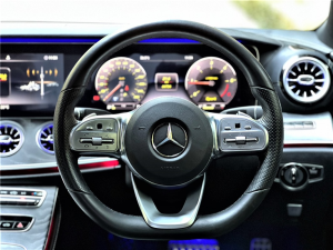 MERCEDES-BENZ