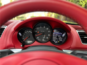 PORSCHE