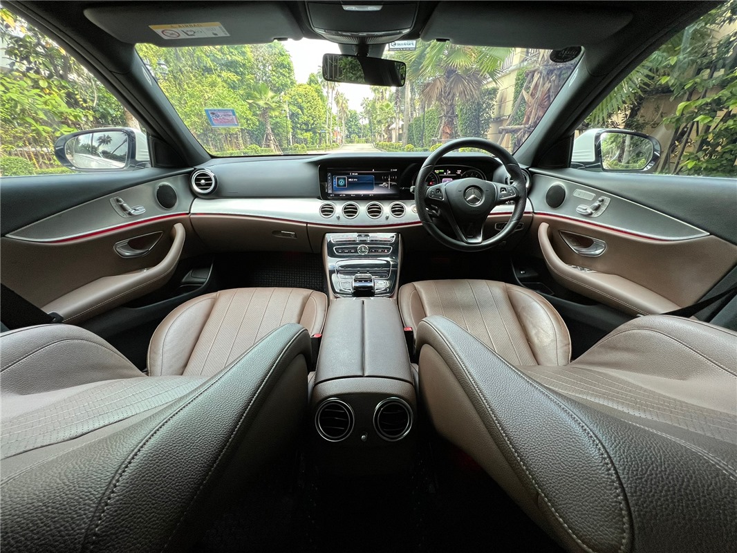 MERCEDES-BENZ