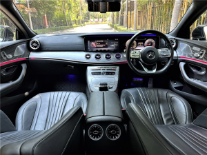 MERCEDES-BENZ